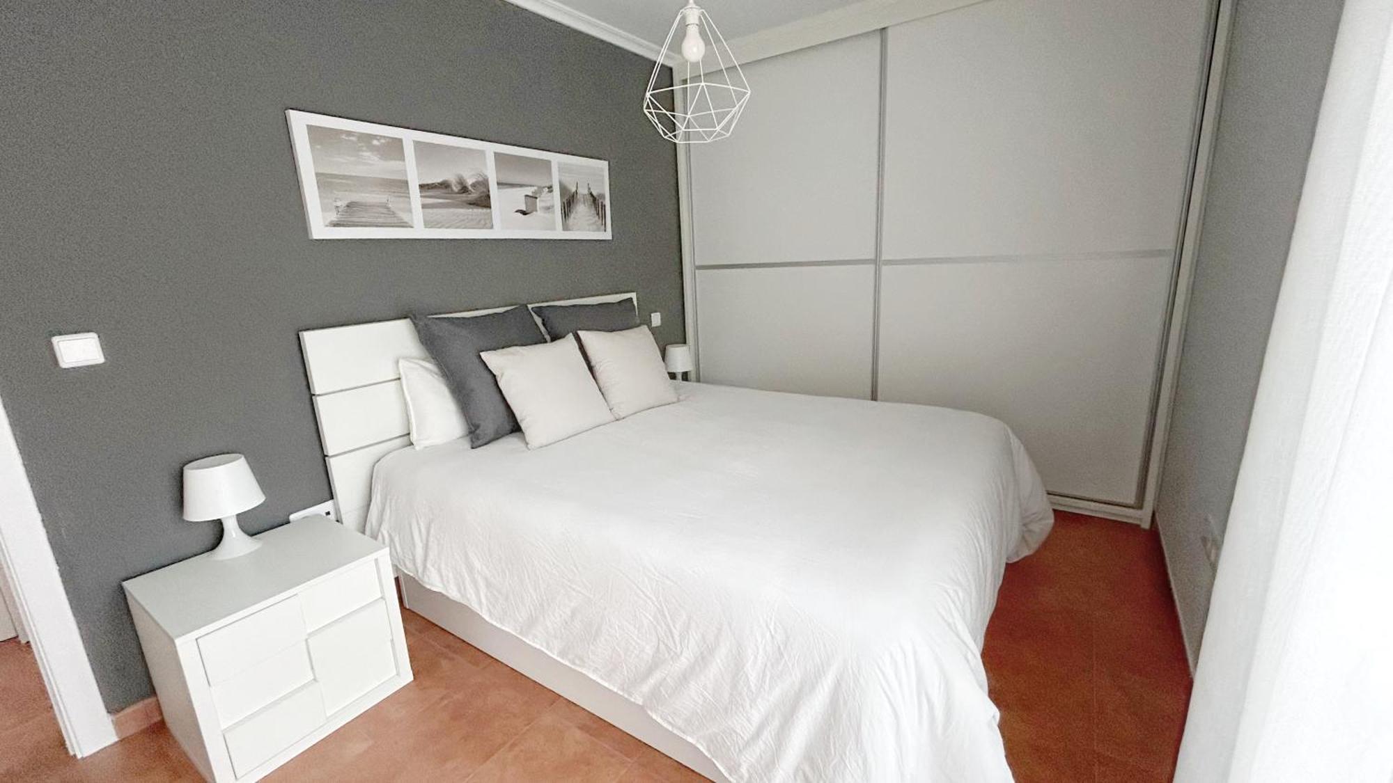 Comillas Bº Casasola - Residencial Lagos Azules - Netflix, Prime, Wifi & Free Indoor Parking Kültér fotó