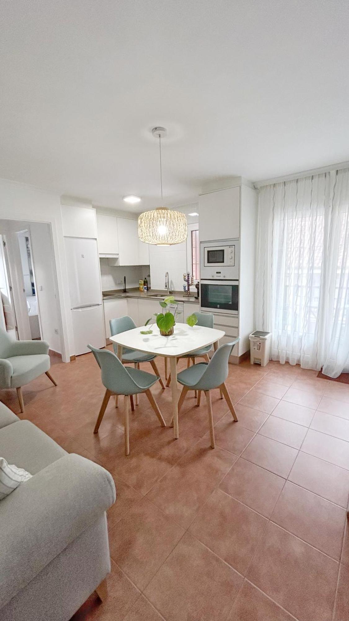 Comillas Bº Casasola - Residencial Lagos Azules - Netflix, Prime, Wifi & Free Indoor Parking Kültér fotó